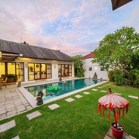 Bali Sunyi Villas Jimbaran Εξωτερικό φωτογραφία